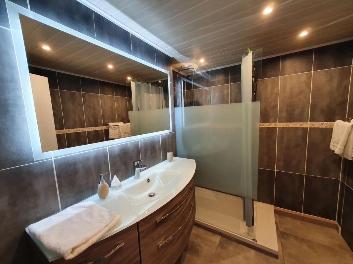 Appartement Vue Mer Avec Parking Gratuit Sur Place Bastia  Exterior photo